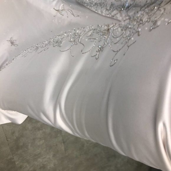 New Sexy Bridal Gown, White Mermaid Wedding Dress, Corset  Sz 6  Reg $1399 - Picture 8 of 10